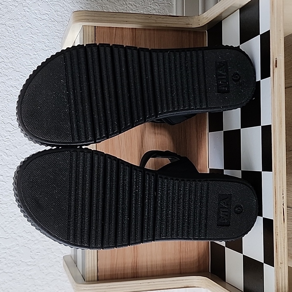MIA Melia Blk/Night camo shoes 6 - Picture 4 of 5